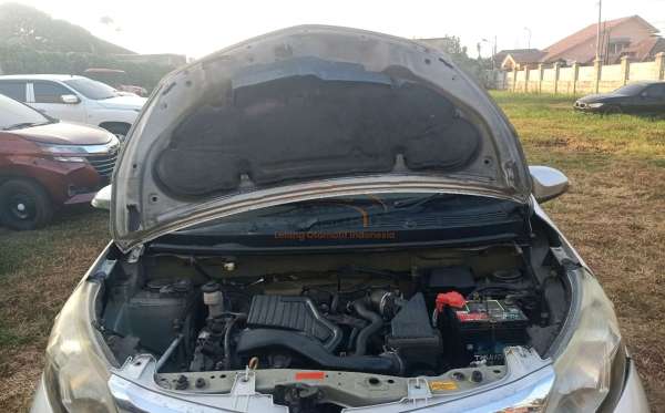 DAIHATSU SIGRA R