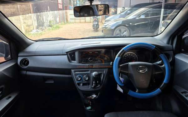 DAIHATSU  SIGRA  1.2 X