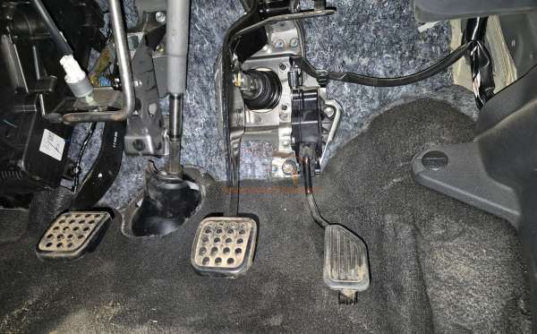 DAIHATSU  SIGRA  1.2 X