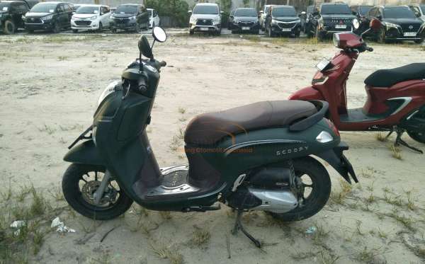 HONDA  SCOOPY