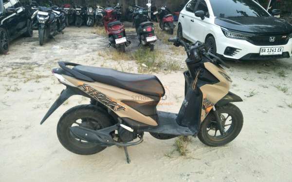 HONDA BEAT STREET CBS