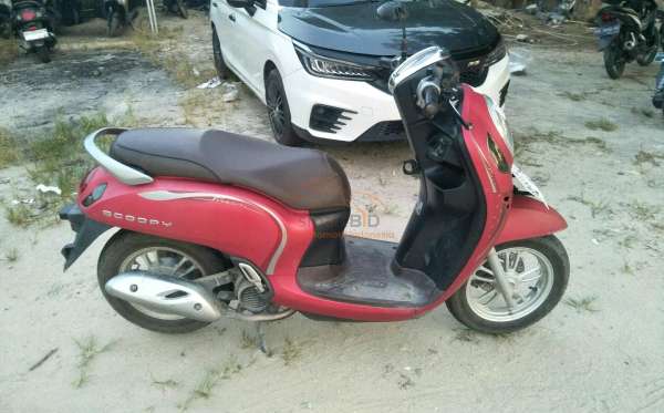 HONDA  SCOOPY