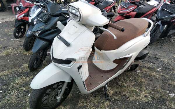 HONDA  STYLO