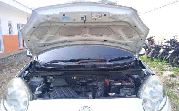 NISSAN MARCH 1.2