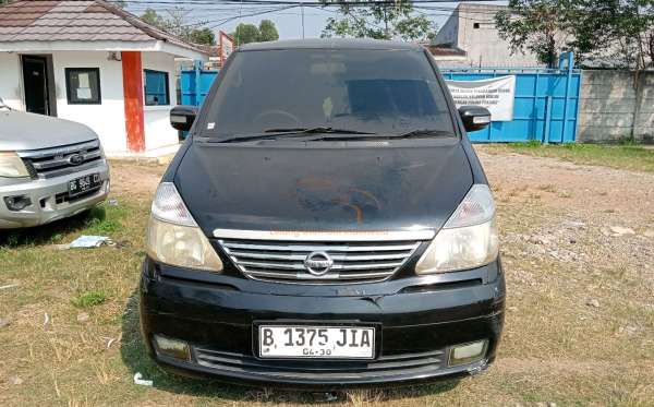 NISSAN SERENA HIGHWAY STAR