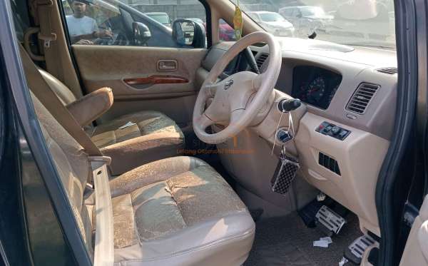 NISSAN SERENA HIGHWAY STAR