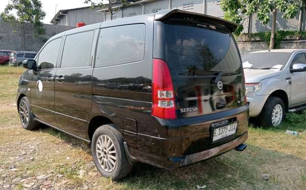 NISSAN SERENA HIGHWAY STAR
