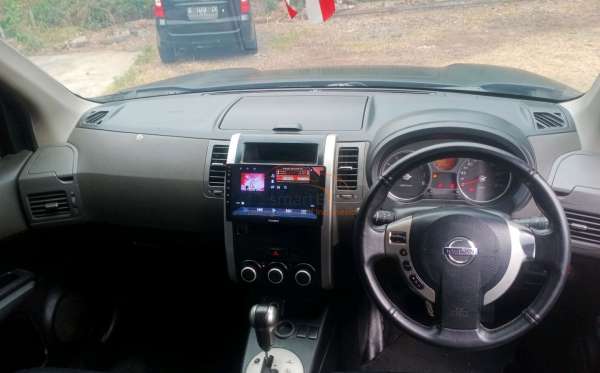 NISSAN X TRAIL 2.5