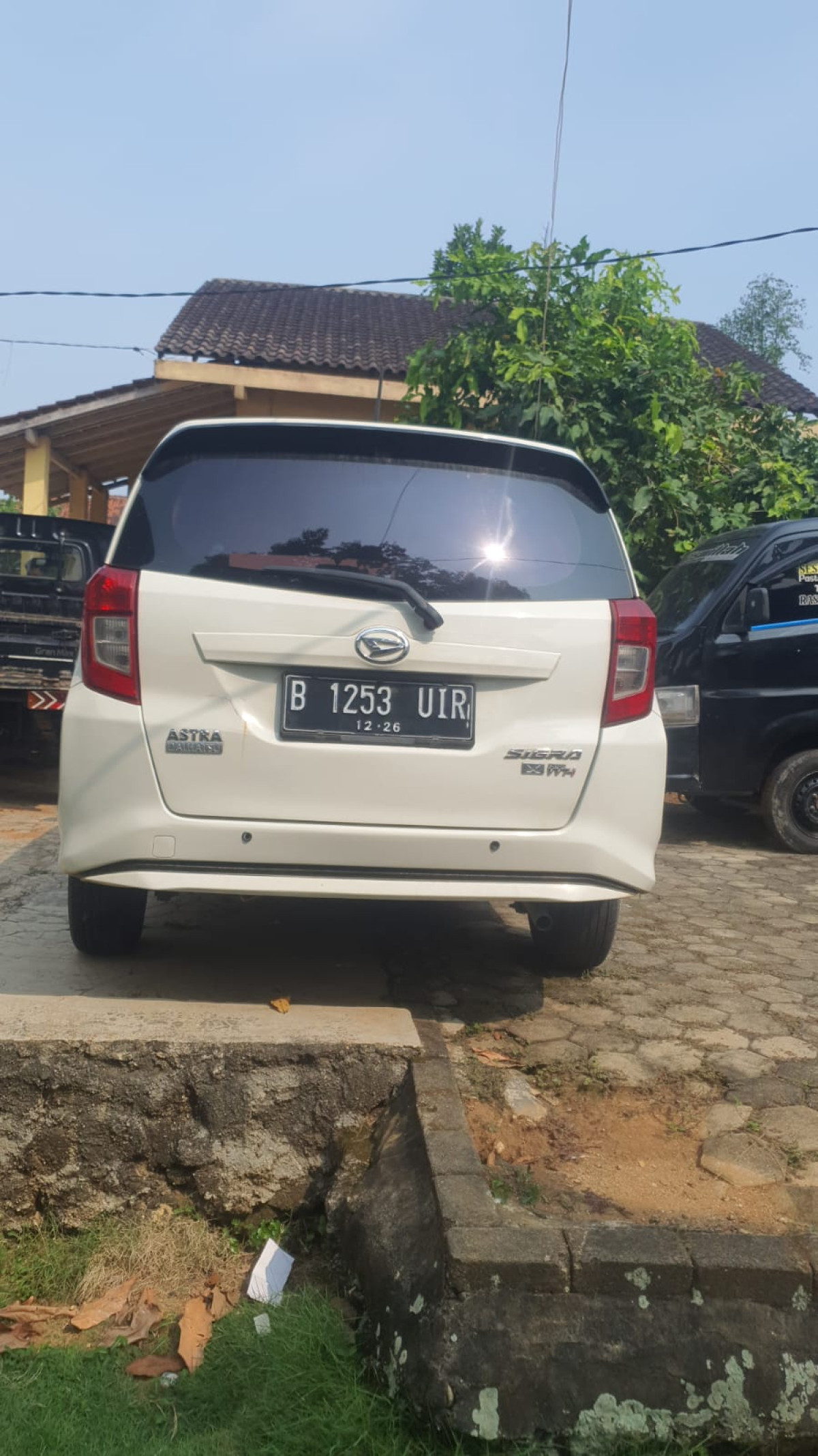 DAIHATSU  SIGRA  1.2 X