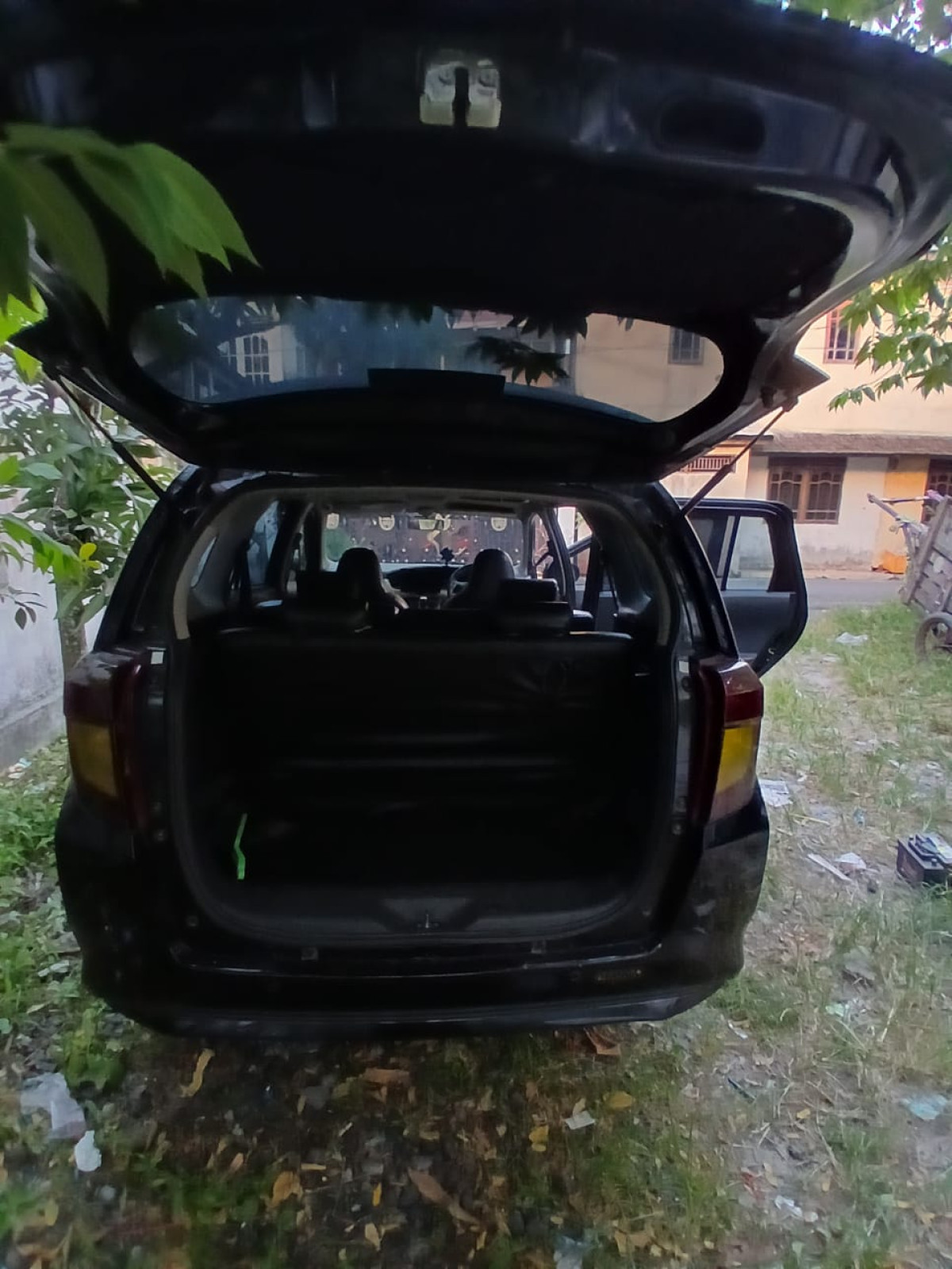 DAIHATSU SIGRA  R