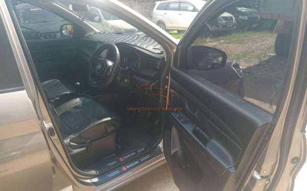 SUZUKI  ERTIGA