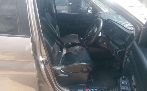 SUZUKI  ERTIGA