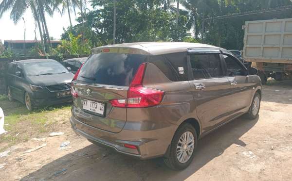 SUZUKI  ERTIGA