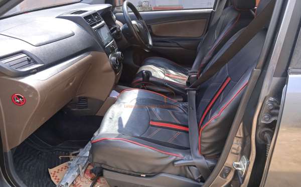 TOYOTA AVANZA 1.3 E