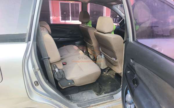 TOYOTA AVANZA 1.3 E