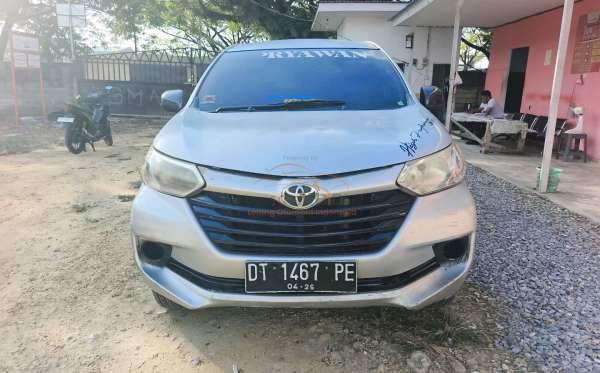 TOYOTA AVANZA 1.3 E