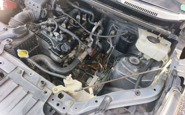 TOYOTA AVANZA 1.3 E