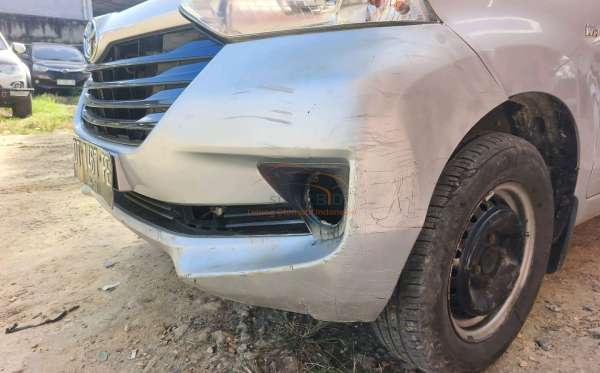 TOYOTA AVANZA 1.3 E