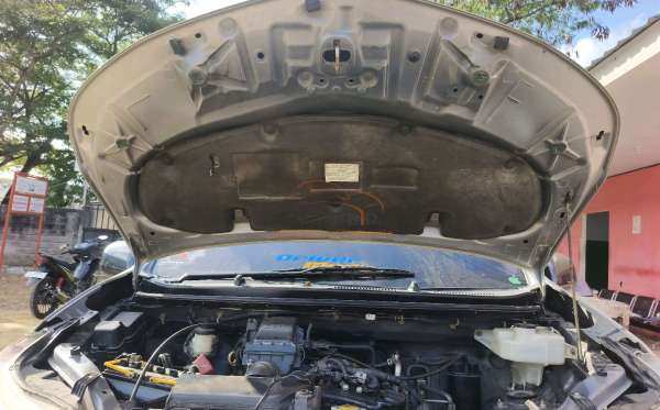 TOYOTA AVANZA 1.3 E