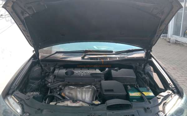 TOYOTA CAMRY V 2.5