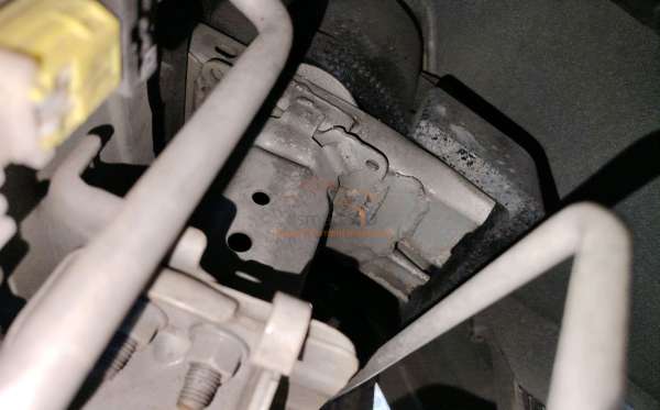 TOYOTA HARRIER 2.0 L