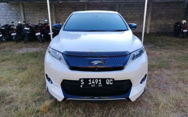 TOYOTA HARRIER 2.0 L