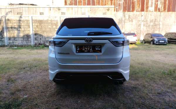 TOYOTA HARRIER 2.0 L