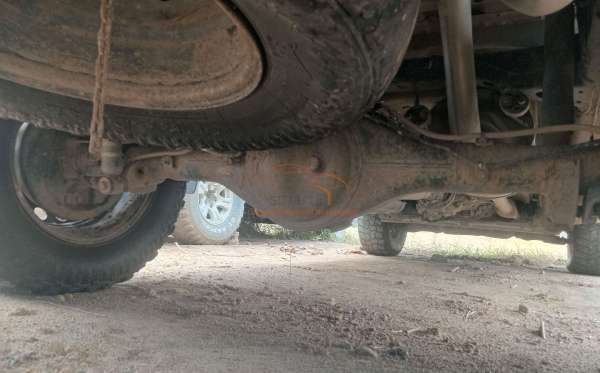 TOYOTA HILUX 2.4 E