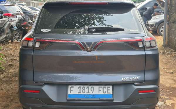 VINFAST VF E34