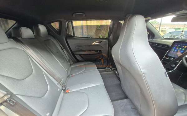 VINFAST VF E34