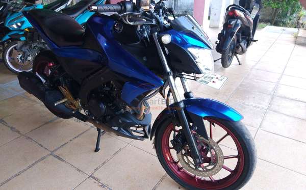 YAMAHA  VIXION