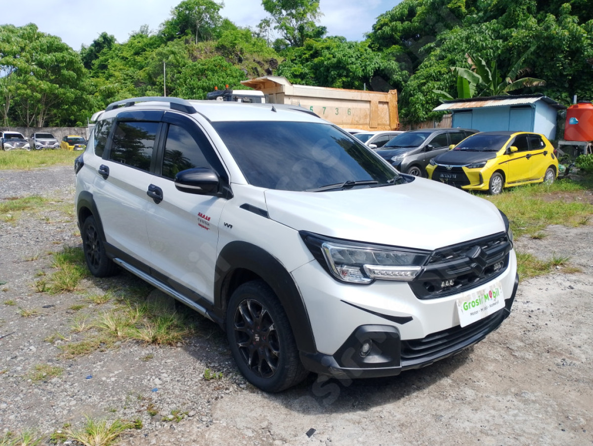 SUZUKI XL7