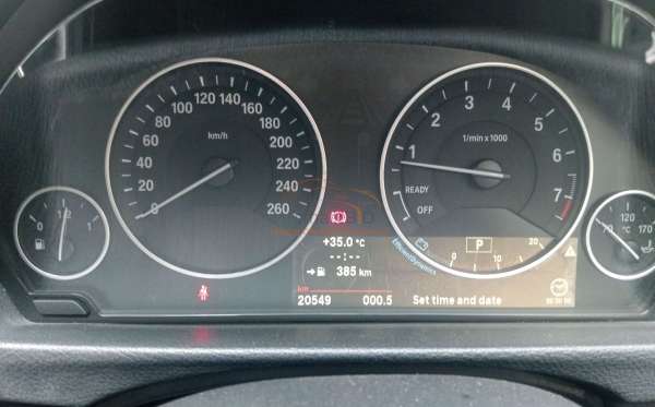 BMW 335i AT (CBU)