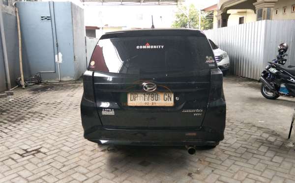 DAIHATSU  SIGRA  D