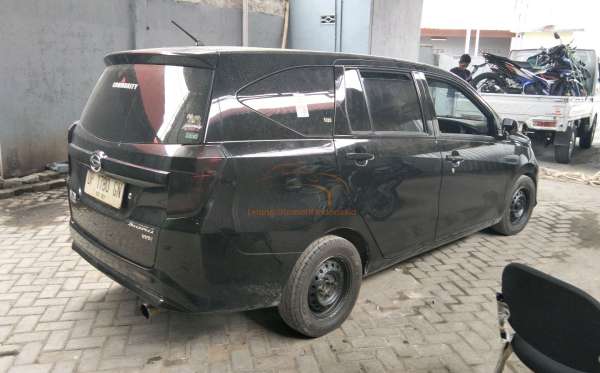 DAIHATSU  SIGRA  D