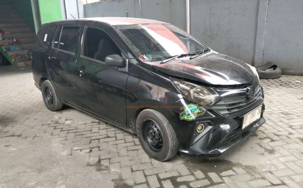 DAIHATSU  SIGRA  D