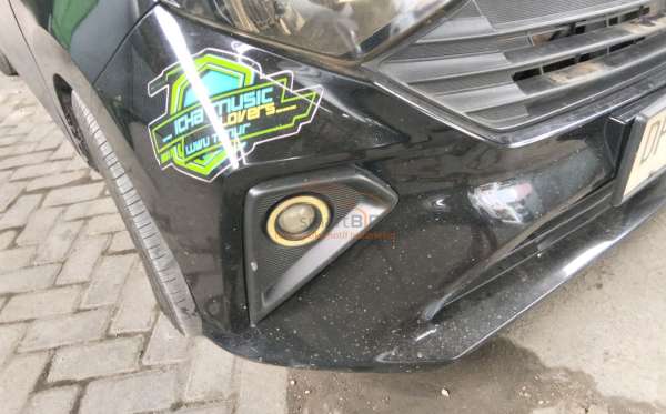 DAIHATSU  SIGRA  D