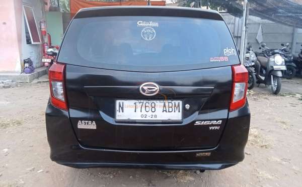 DAIHATSU SIGRA D