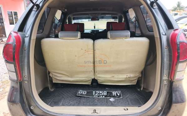 DAIHATSU  XENIA