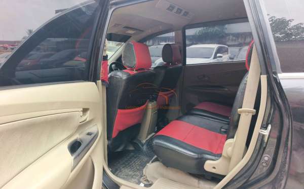 DAIHATSU  XENIA