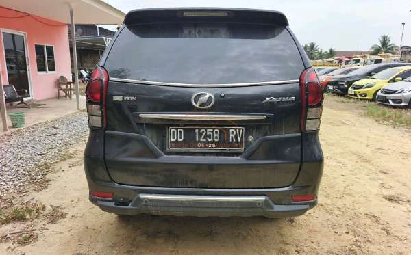DAIHATSU  XENIA
