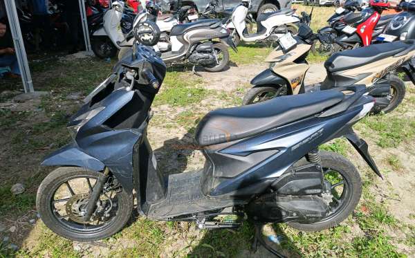 HONDA  BEAT