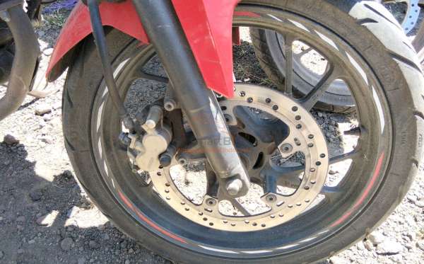 HONDA  CB 150 R