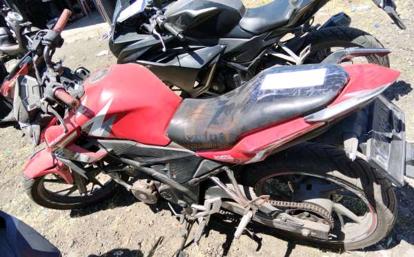 HONDA  CB 150 R