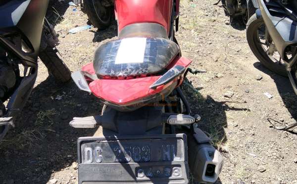 HONDA  CB 150 R