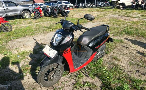 HONDA  GENIO