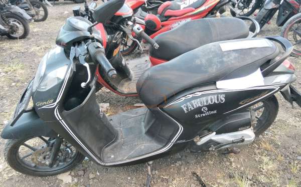 HONDA GENIO CBS