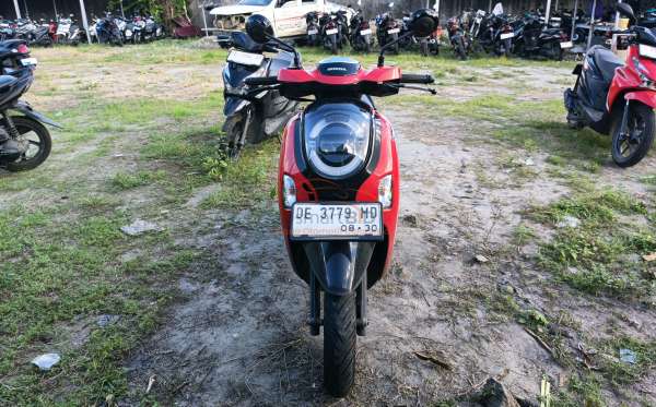HONDA  SCOOPY