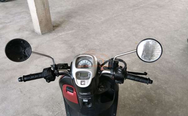 HONDA SCOOPY eSP STYLISH