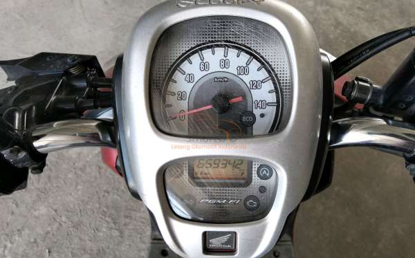 HONDA SCOOPY eSP STYLISH